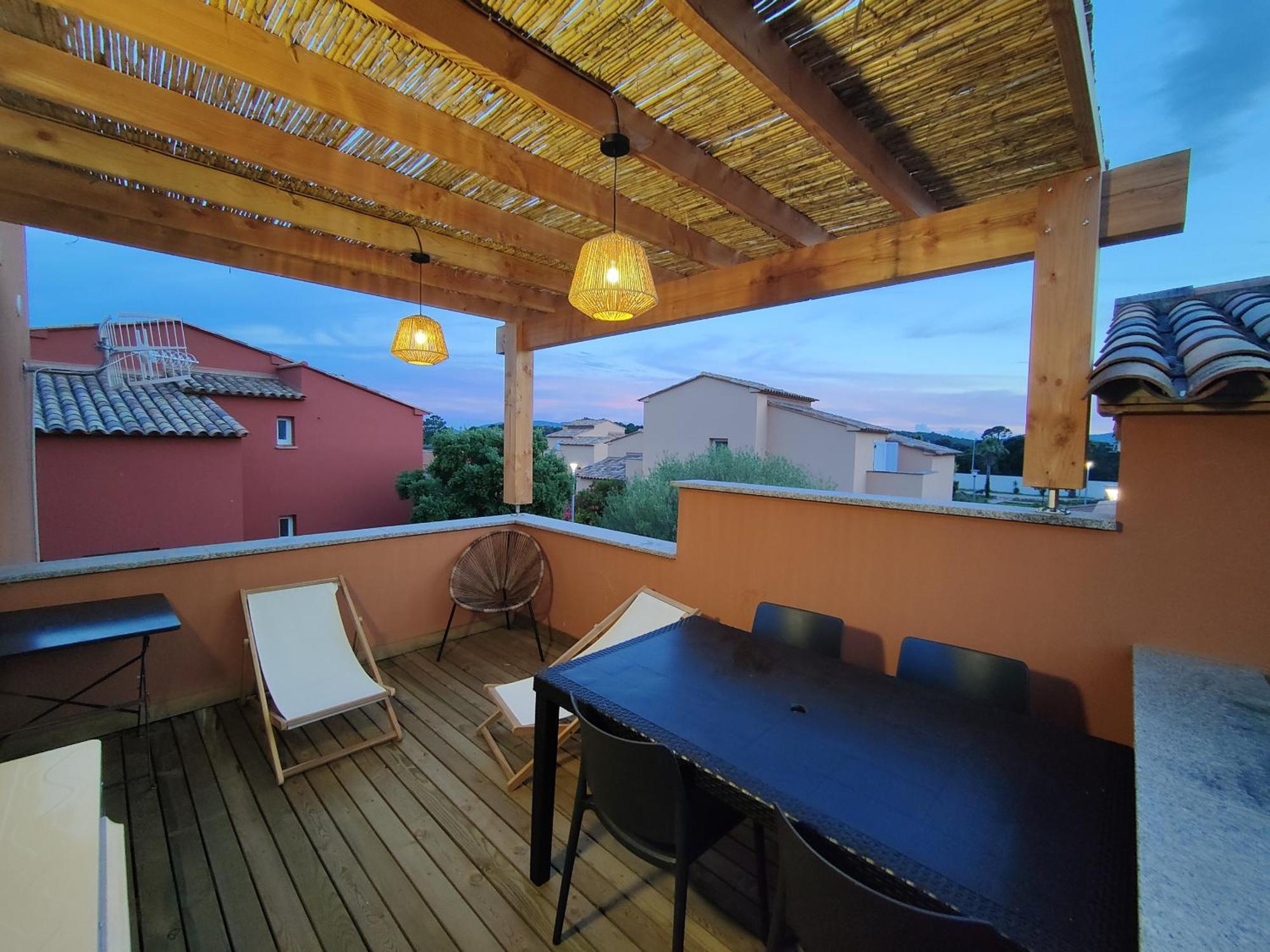 Residence Hoteliere Les Hameaux De Saint Cyprien Appartement 35 M2 1 Chambre Леччи Экстерьер фото