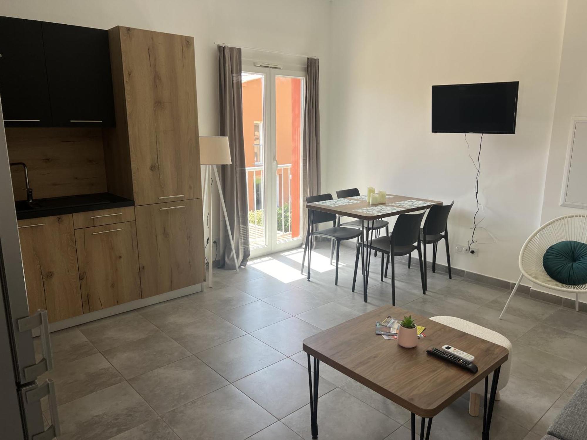 Residence Hoteliere Les Hameaux De Saint Cyprien Appartement 35 M2 1 Chambre Леччи Экстерьер фото