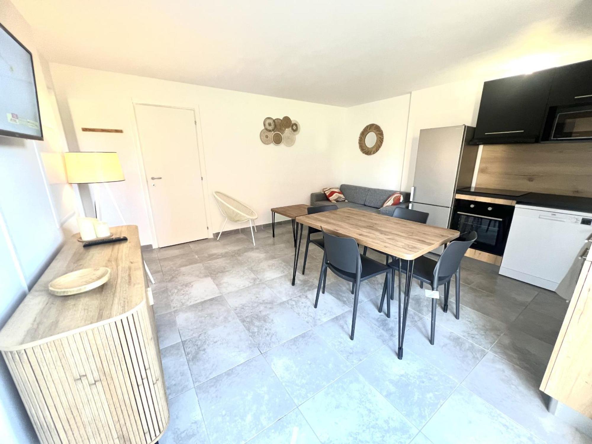 Residence Hoteliere Les Hameaux De Saint Cyprien Appartement 35 M2 1 Chambre Леччи Экстерьер фото